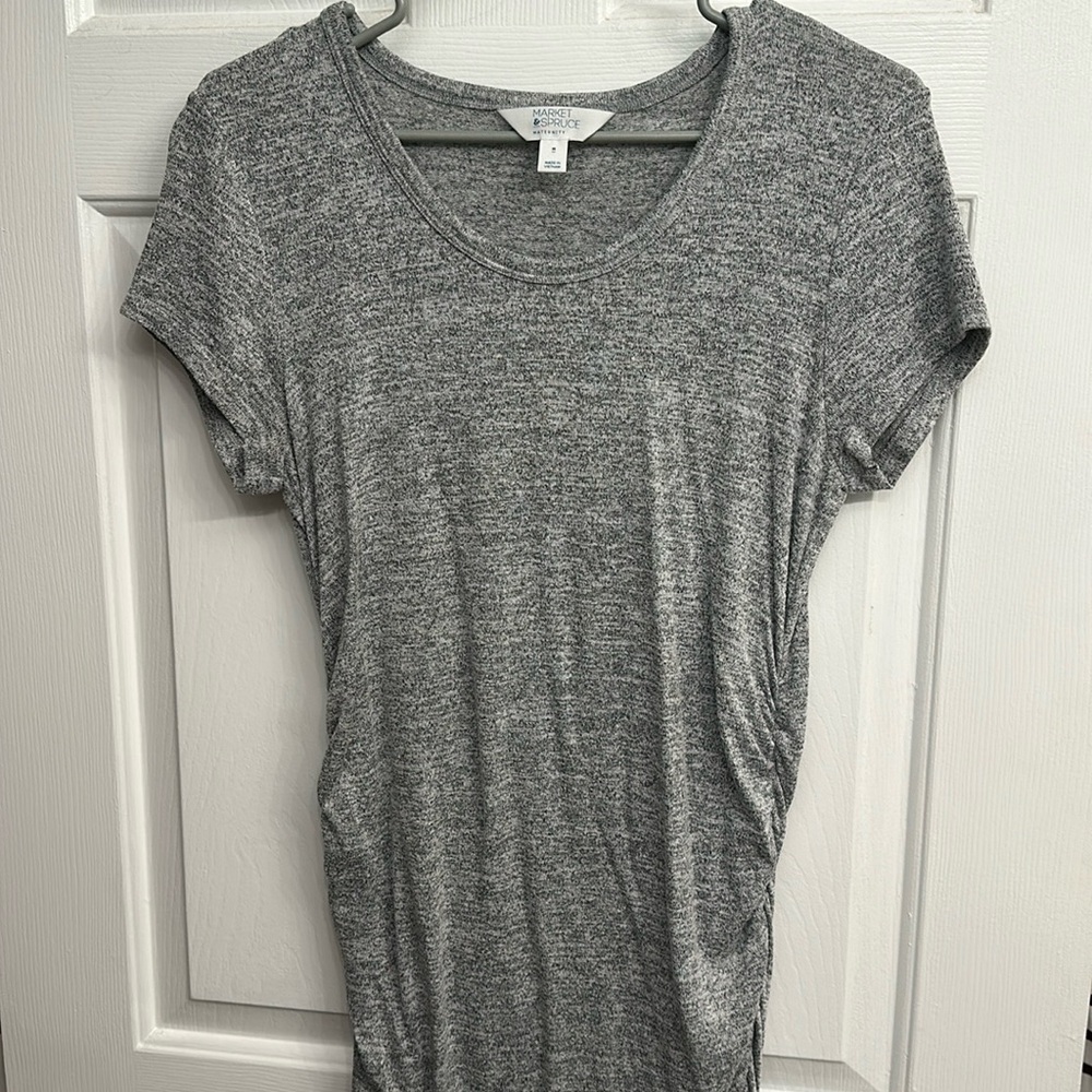 Medium maternity short sleeve top